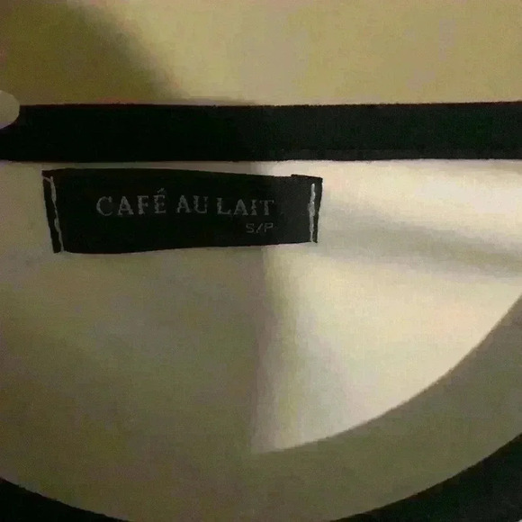 Cade Au lait woman’s blouse size s - Picture 2 of 4